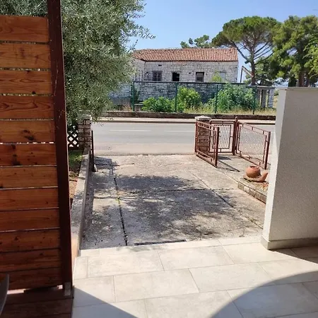 Studio App Lea Umag Exterior foto