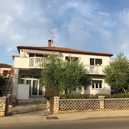 Studio App Lea Umag Exterior foto